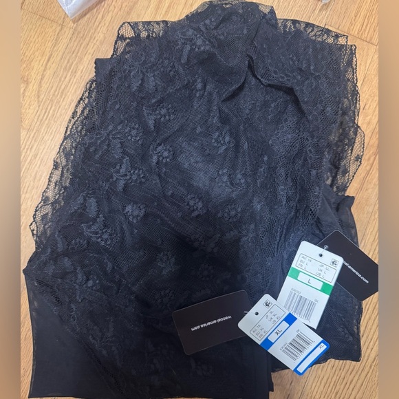 Wacoal Lifted in Luxury Thong-Back Bodysuit in Black - Picture 3 of 3